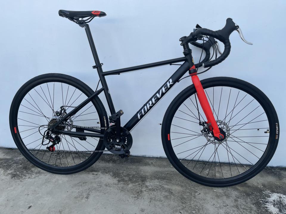 Shopforyou.sg Forever 21 Speed Roadbike with shimano parts |Hybrid bike |Entry bike